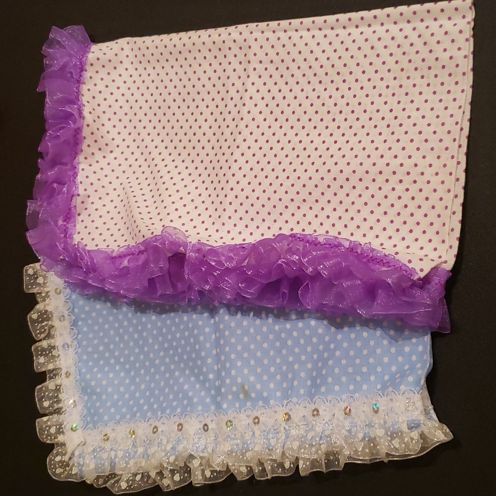 The Perky Polka-dot Hanky Set